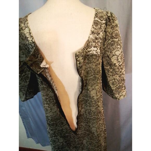 Argon green maxi dress. - Picture 7 of 8